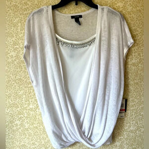 nwt Alfani XS retails $70 
 linen top